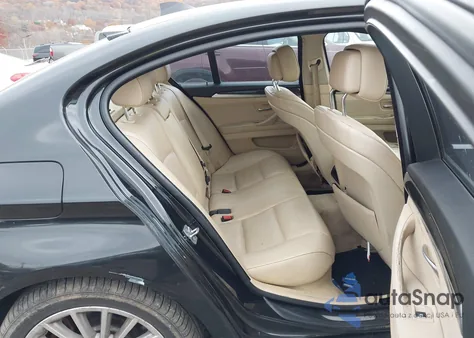 2012 BMW 535I xDrive z USA, uszkodzony, nr VIN WBAFU7C58CDU63447